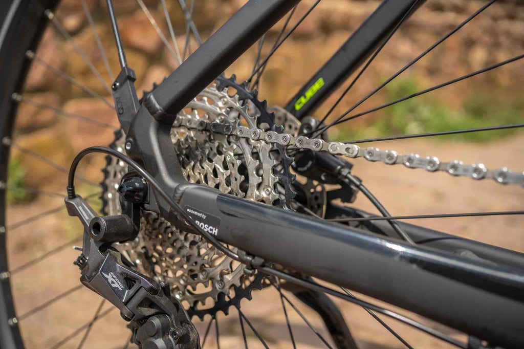 Cube Cross Hybrid 12vitesses