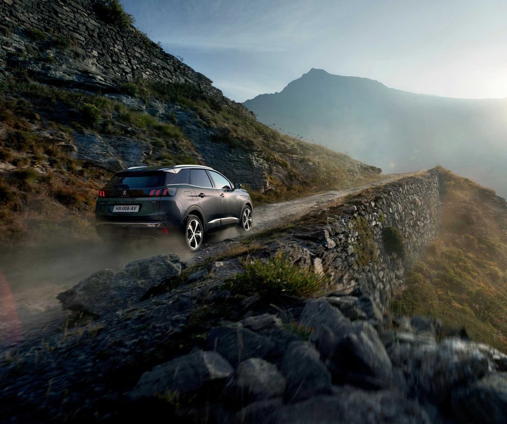 peugeot 3008 hybrid 8