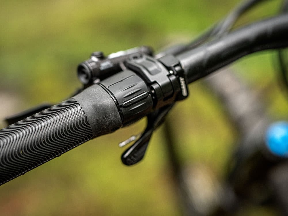 reign e campaign fiftyfifty03