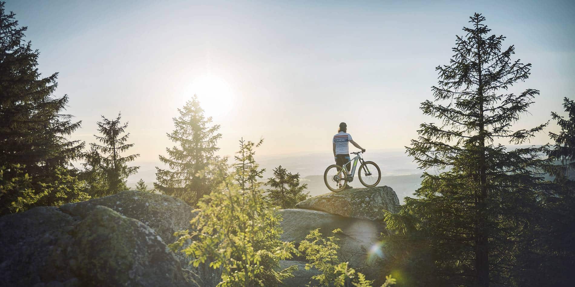 cube hybrid mountain bike