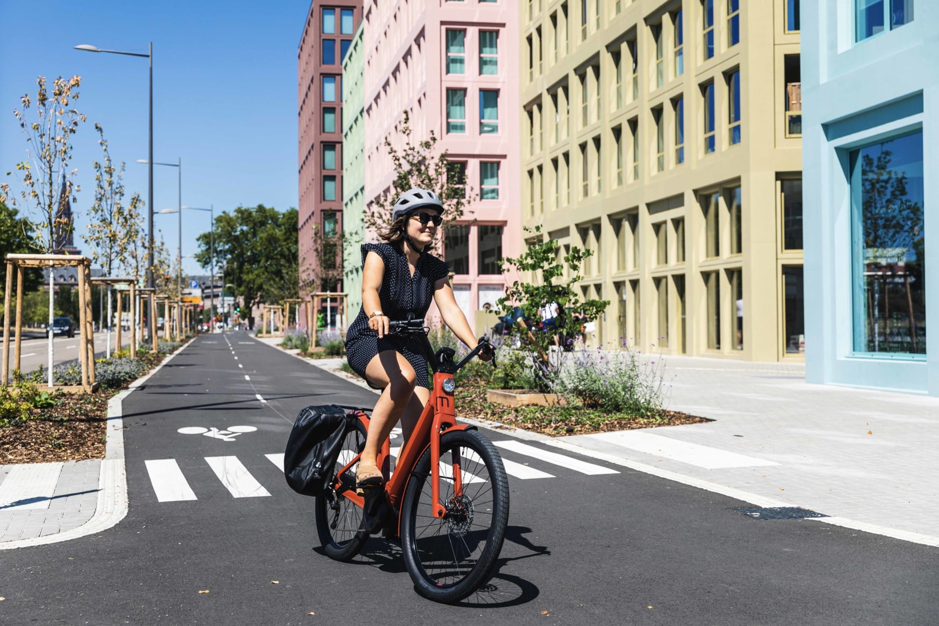 moustache lundi 27 3