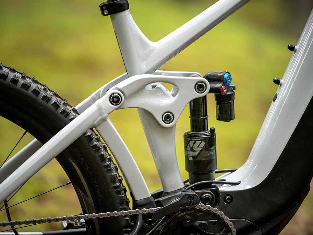 reign e campaign homeblock03