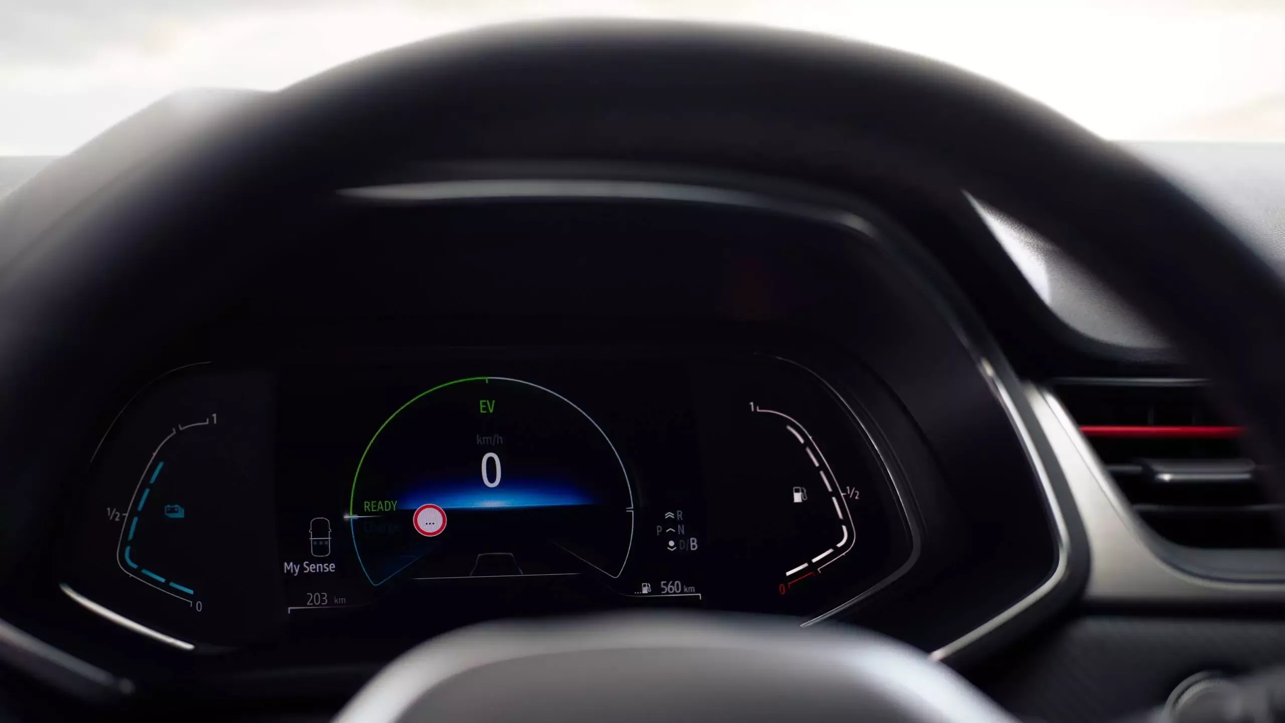 renault captur hybrid 3