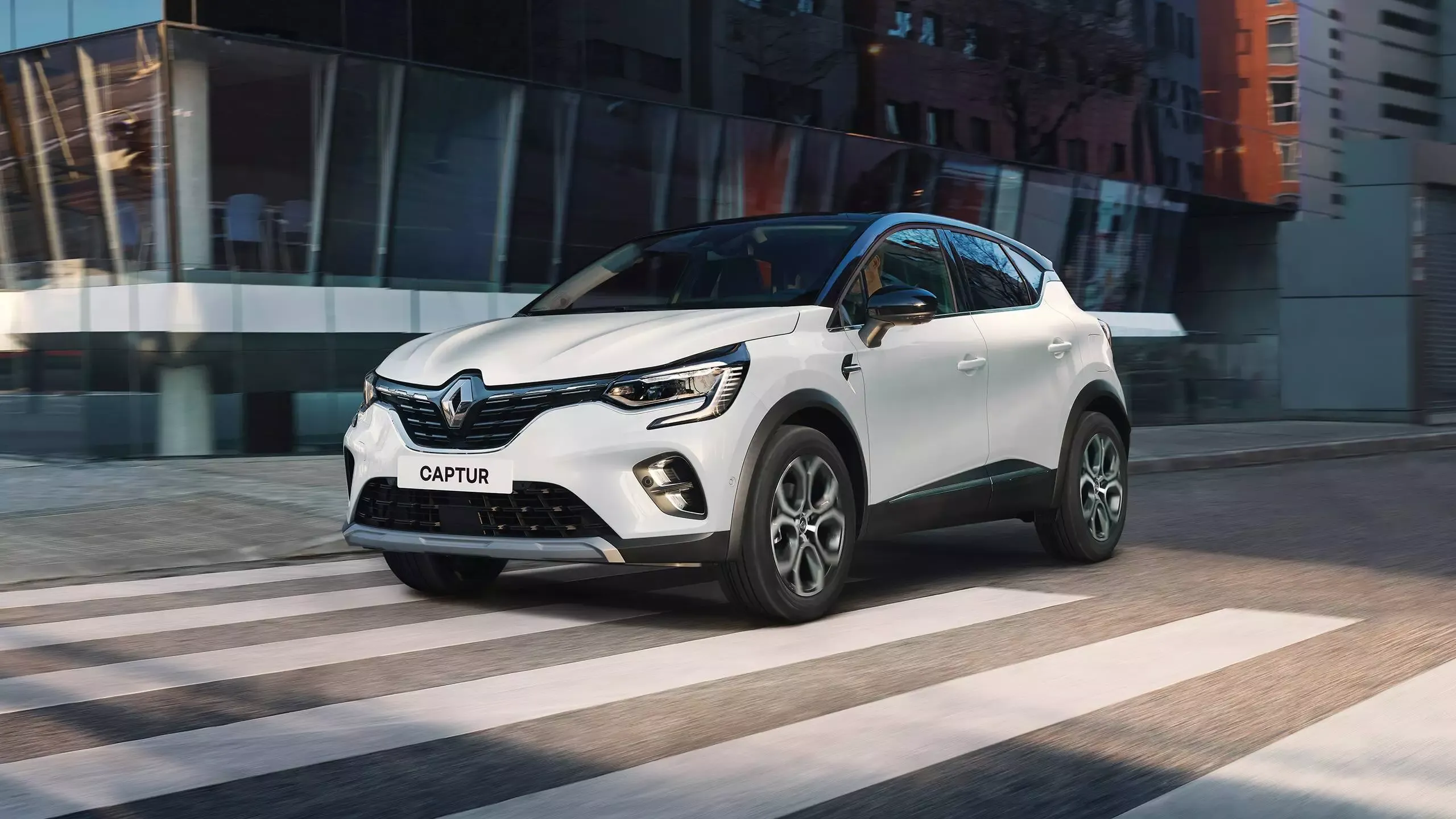 renault captur hybrid.webp