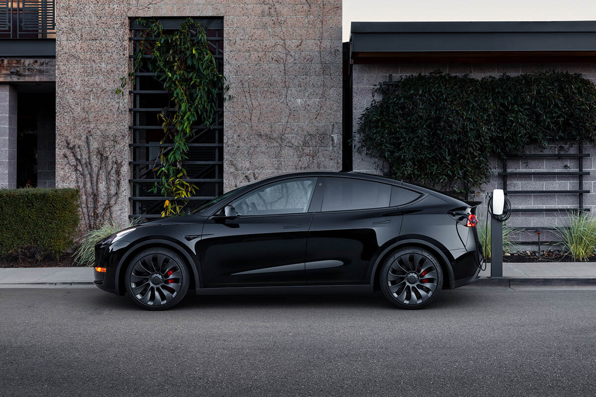 telsa model y 2021.jpeg